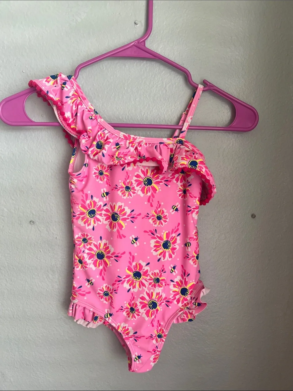 Girls Pink Floral One-Shoulder Ruffle Swimsuit Bees